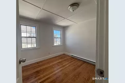 292 Ridgefield Avenue #3, Bridgeport, CT 06610 - Photo 7