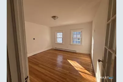 292 Ridgefield Avenue #3, Bridgeport, CT 06610 - Photo 5