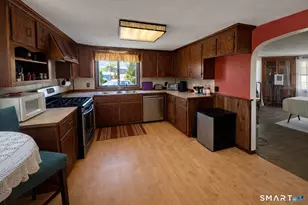 279 Putnam Pike, Killingly, CT 06241 - Photo 17