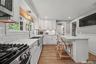 31 Smedley Rd, Fairfield, CT 06824 - Photo 15