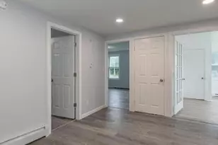 23 Pearl St, Manchester, CT 06040 - Photo 9