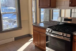 337 Wilson St, Waterbury, CT 06708 - Photo 3