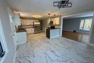 46 Bracewood Rd, Waterbury, CT 06706 - Photo 19