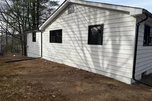 46 Bracewood Rd, Waterbury, CT 06706 - Photo 7