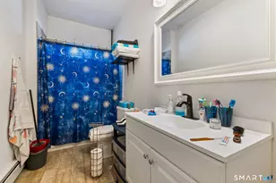 50 Vine St, New Britain, CT 06052 - Photo 13