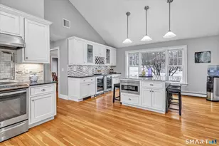 10 Doe Hollow Dr, Trumbull, CT 06611 - Photo 13