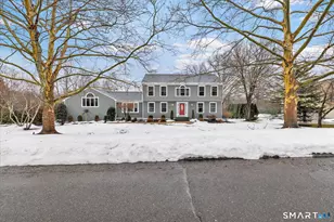 10 Doe Hollow Dr, Trumbull, CT 06611 - Photo 1