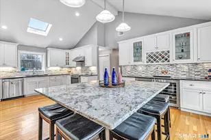 10 Doe Hollow Dr, Trumbull, CT 06611 - Photo 17