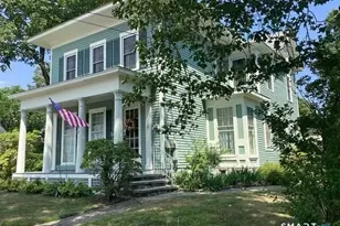 21 High St, Clinton, CT 06413 - Photo 1