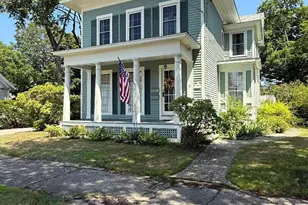 21 High St, Clinton, CT 06413 - Photo 3