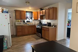 24 Lester St, Ansonia, CT 06401 - Photo 7