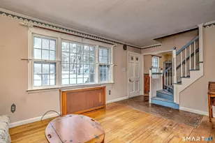 8 Meadow Circle Rd, Branford, CT 06405 - Photo 9