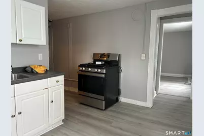 22 Hawthorne Street #6, Norwich, CT 06360 - Photo 11