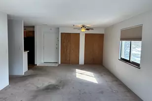 16 Putter Dr, Wallingford, CT 06492 - Photo 5