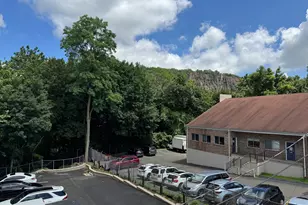 1085 Whalley Ave, New Haven, CT 06515 - Photo 11