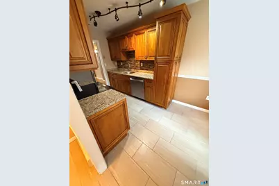 23 Margo Court #23, Cromwell, CT 06416 - Photo 3