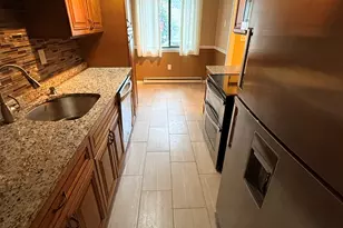 23 Margo Ct, Cromwell, CT 06416 - Photo 5