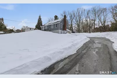 4 Millaras Drive, Montville, CT 06382 - Photo 27