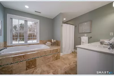 2111 Jennifers Drive, Guilford, CT 06437 - Photo 23