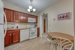 40 Hickory Hill, Southington, CT 06489 - Photo 13