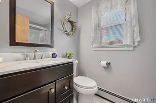 102 Winslow Dr, Newington, CT 06111 - Photo 17