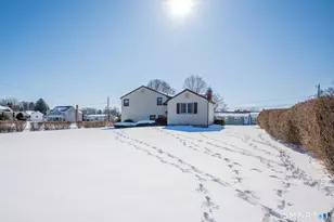 102 Winslow Dr, Newington, CT 06111 - Photo 27