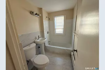 15 Beacon Street #1st Floor, Hartford, CT 06105 - Photo 5