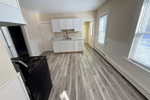 15 Beacon St, Hartford, CT 06105 - Photo 3