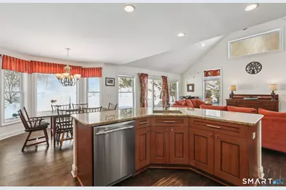 4 Blossom Court, New Milford, CT 06776 - Photo 9