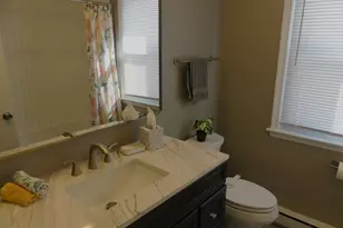 7 Blue Bell Ln, Middletown, CT 06457 - Photo 9