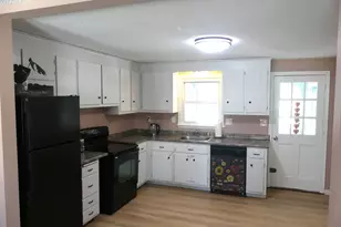 7 Blue Bell Ln, Middletown, CT 06457 - Photo 3