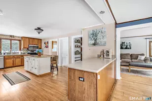 699 Daniels Farm Rd, Trumbull, CT 06611 - Photo 15