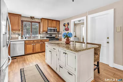 699 Daniels Farm Road, Trumbull, CT 06611 - Photo 7