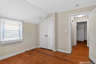 263 Oaklawn Ave, Stamford, CT 06905 - Photo 17