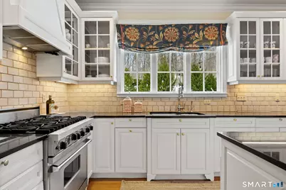 10 Pheasant Hill Road, Weston, CT 06883 - Photo 7