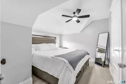 277 Maplewood Avenue, Bridgeport, CT 06605 - Photo 5