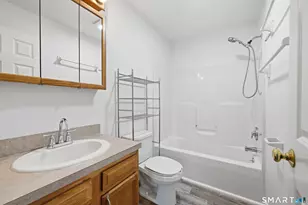 135 Bucks Hl Rd, Waterbury, CT 06704 - Photo 13