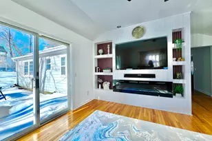 38 Woods End Rd, Stamford, CT 06905 - Photo 9