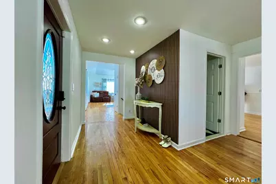 38 Woods End Road, Stamford, CT 06905 - Photo 19