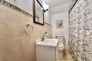 38 Woods End Rd, Stamford, CT 06905 - Photo 15