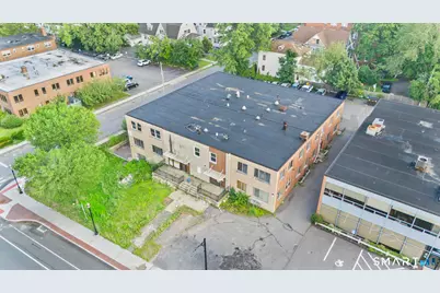 621 Farmington Avenue, Hartford, CT 06105 - Photo 9