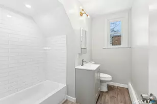 57 Milne St, Bridgeport, CT 06605 - Photo 13