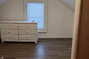 31 Winthrop St, Meriden, CT 06451 - Photo 11