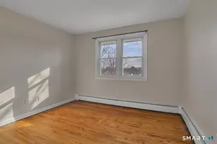 63 Maynard St, Middletown, CT 06457 - Photo 13