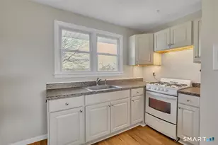 63 Maynard St, Middletown, CT 06457 - Photo 9