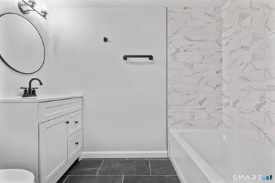 40 Sorensen Road, West Haven, CT 06516 - Photo 9