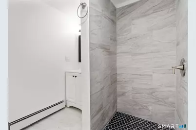 26 McLean Street #3, Hartford, CT 06114 - Photo 9