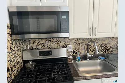 128 Canaan Ct Bld 82 Court #18, Stratford, CT 06614 - Photo 3