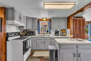 32 Bassett Ln, Madison, CT 06443 - Photo 15