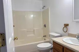 57 Glade St, West Haven, CT 06516 - Photo 7